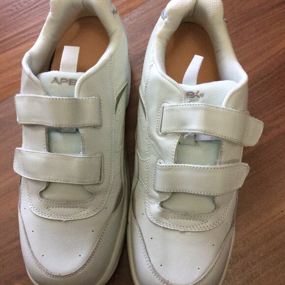 Apex G8210m Athletic Double Strap Men's Active Shoe In White - Picture 1 of 8